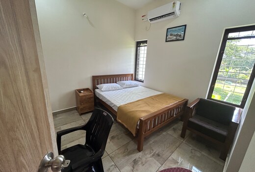 Waterfront family home stay