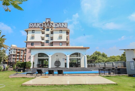 Elegant 2BHK Apartment I Candolim Goa A108