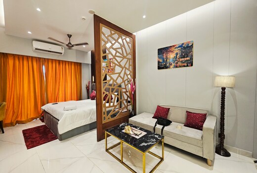 Cityscape Studios stay