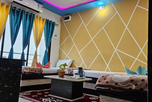 MARUTI HOME STAY