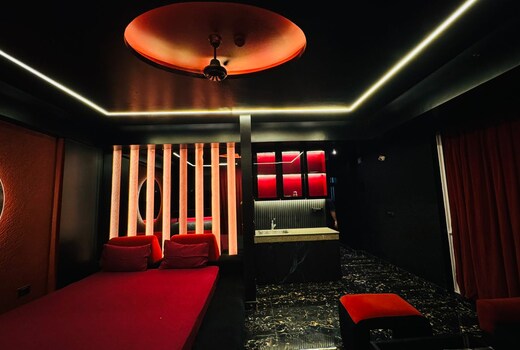 The Casa Stay