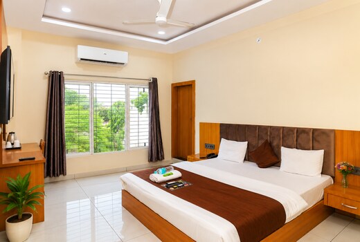 Hotel Grand Dev Krishna Palace