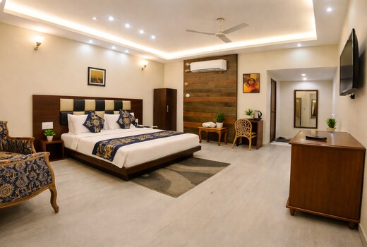 Kaveri Hotel