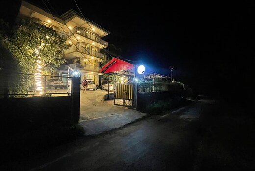 Cloud9 chalet