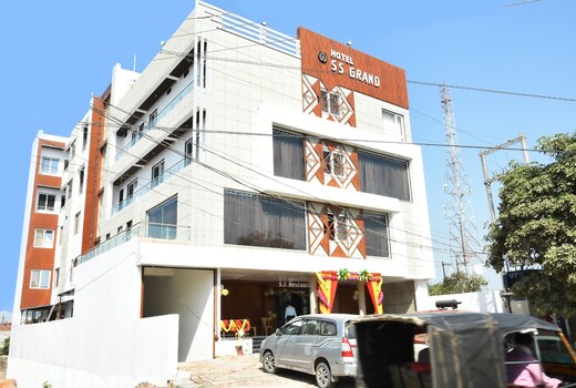 Hotel S S Grand