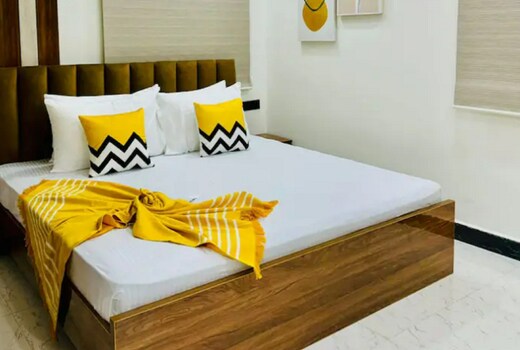 Bluo Penthouse Terrace Garden @Gachibowli