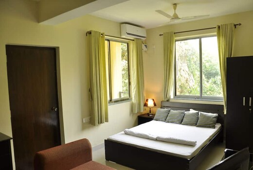 Garden Estate Studio