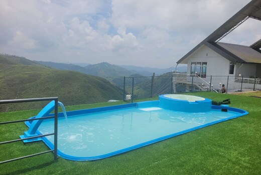Castra Villas
