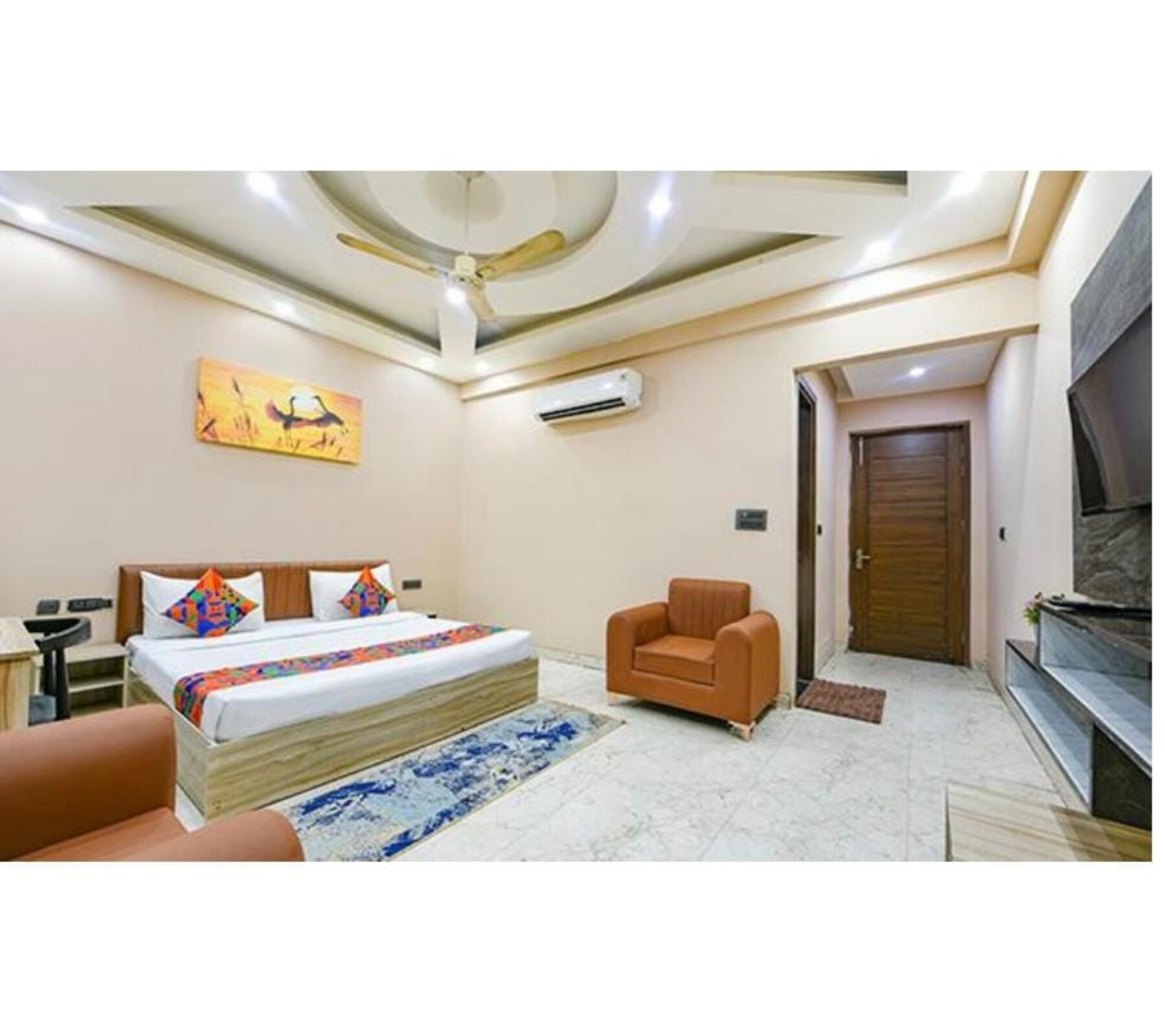 Vibe Blu Hotel and Serviced Apartmnet