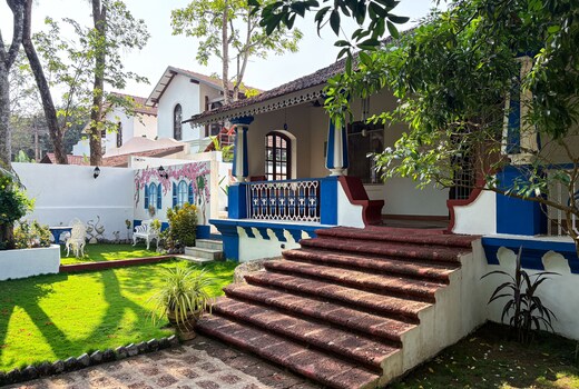 Casa Aloma 1922 - Heritage Portuguese Villa with Private Pool, Assagao