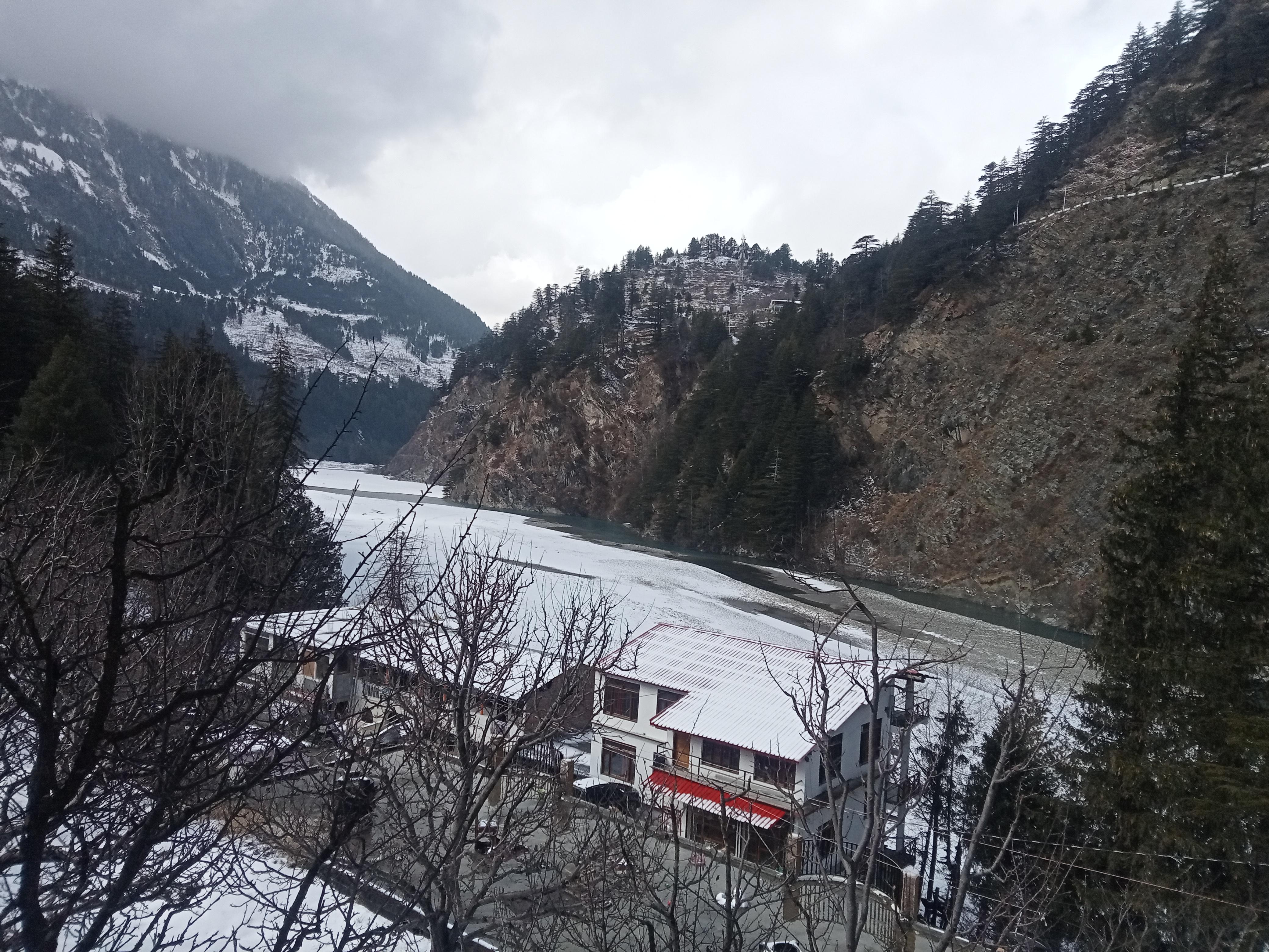 Snowy Hill Resort