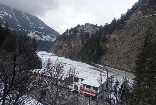 Snowy Hill Resort