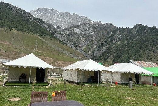 THE HIMALAYAN CAMPERS