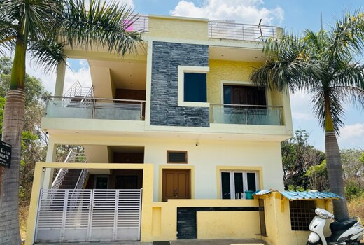 Poppins Villa Home Stay