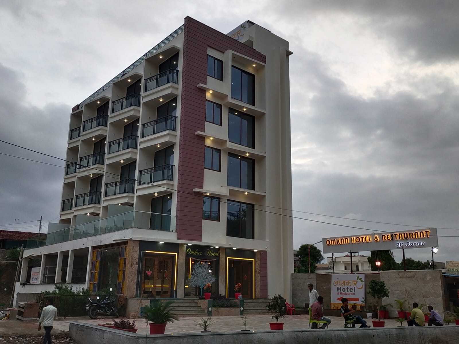 Hotel Omkar