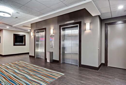 Best Western Plus Port O'Call Hotel