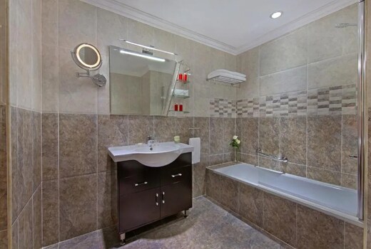 Ezdan Hotel