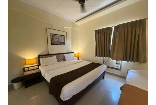 FabHotel Ria Residency