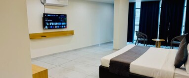 Hotel Sky Comfort Inn