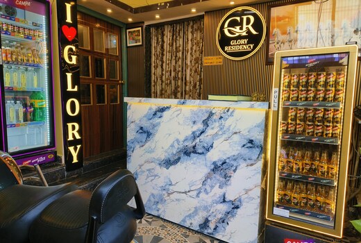 GLORY RESIDENCY & Cafe