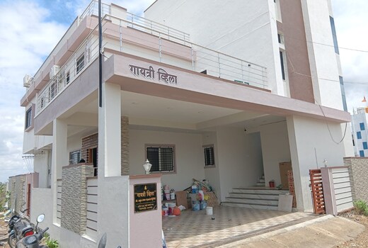 GAYATRI BHAKT NIWAS.