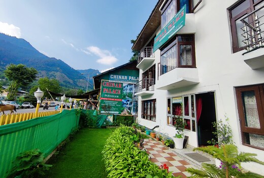 Chinar Palace