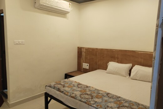 HOTEL SHREE GANESH