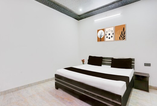 Hotel O Vidhya Dham