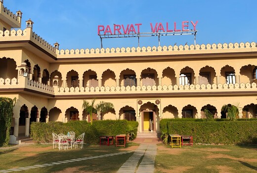 Parvat valley resort