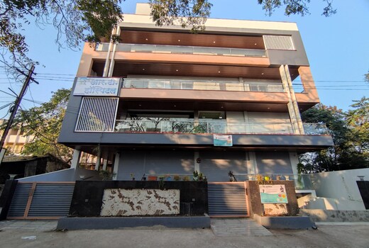 RT RESIDENCY HOTEL AND LODGE