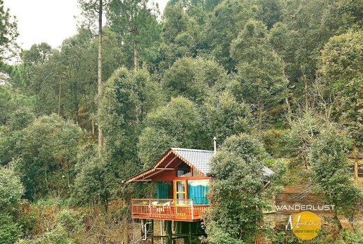WanderLust by Mett Dhura A Treehugging Cabin