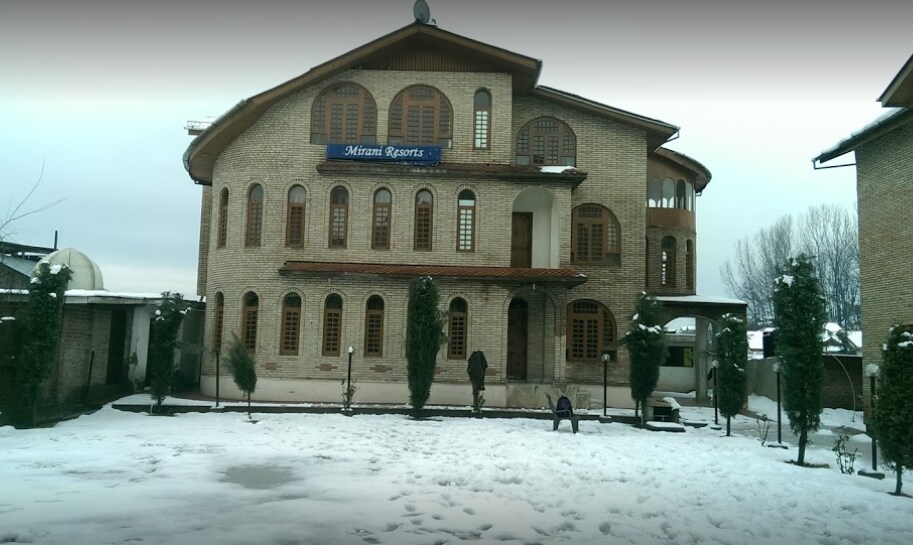 Mirani Resorts