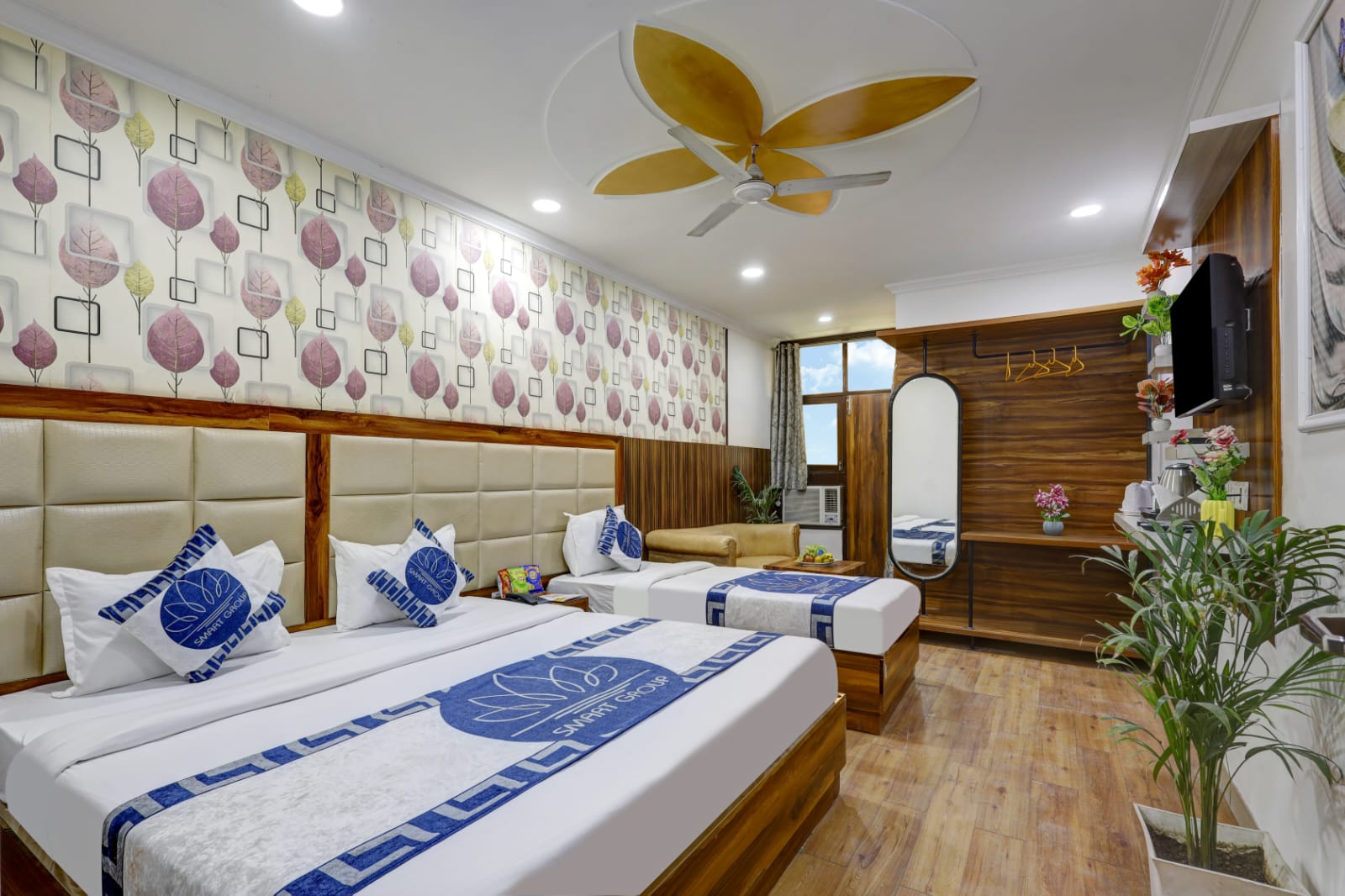 Hotel Smart Signature