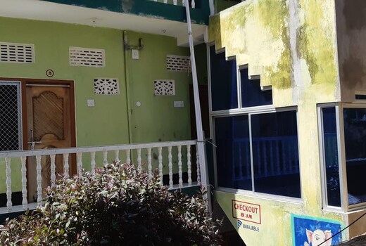 Shanti Lodge