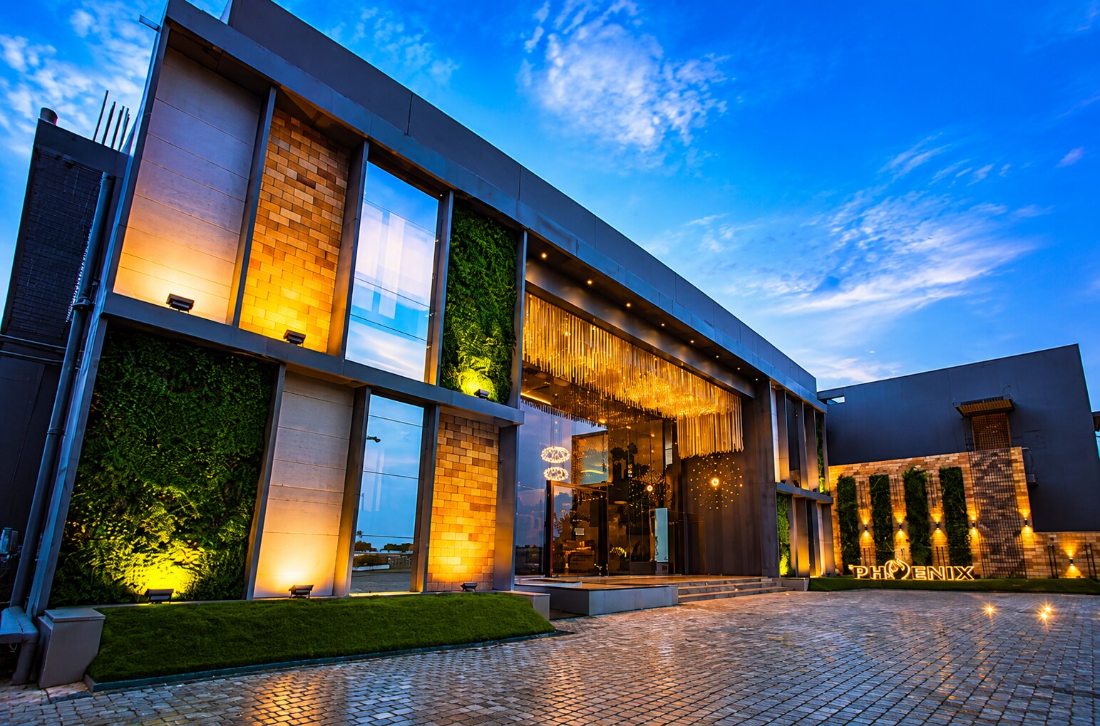 Phoenix Resort