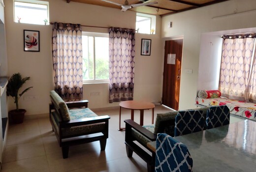 Leisure 2 Aashirwad Homestay