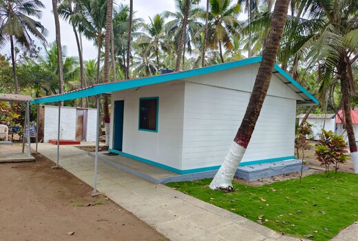 Mana Beach Resort
