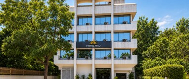Hotel Raj - Surat