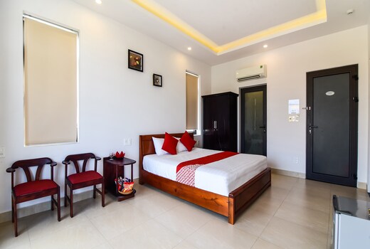 OYO 473 Suburban Villa