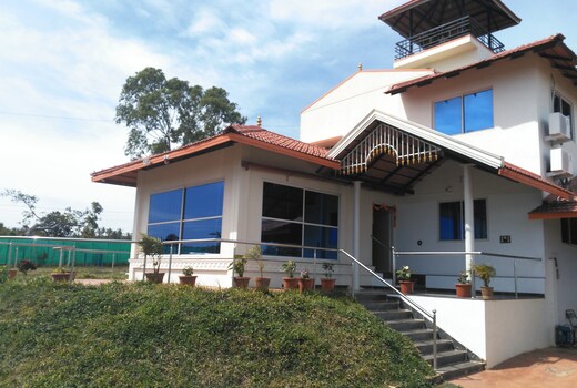 holiday inn homes