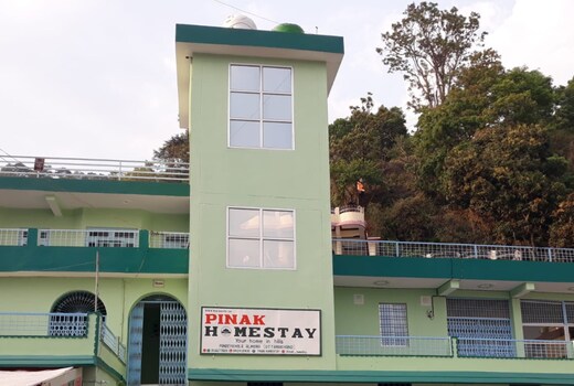 Pinak Homestay