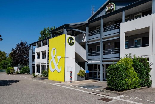 B&B HOTEL Grenoble Université 1