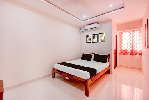 Hotel O Eswar Grand Palace Perungudi