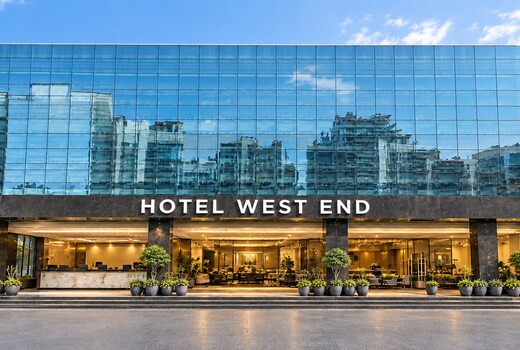 Hotel West End @ Delhi Airport By Luxury Group