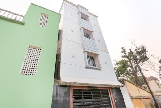 Alaka Guest House