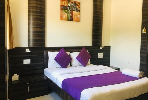 Hotel Amber-Near Taj Hotel