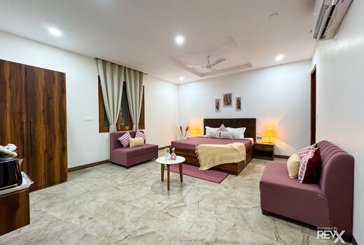Guru Sadan | A Luxe Stay