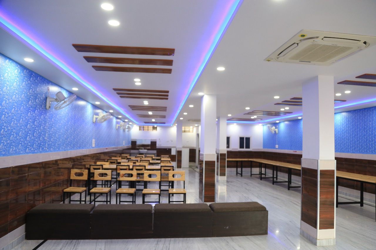 SAMRAT HOTEL AND RESTAURANT