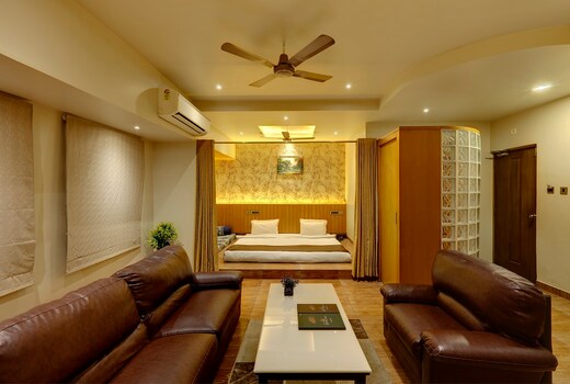 Hotel Orient Crown
