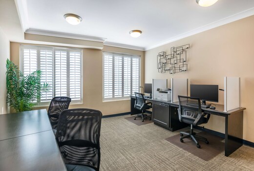 Best Western Plus Avita Suites
